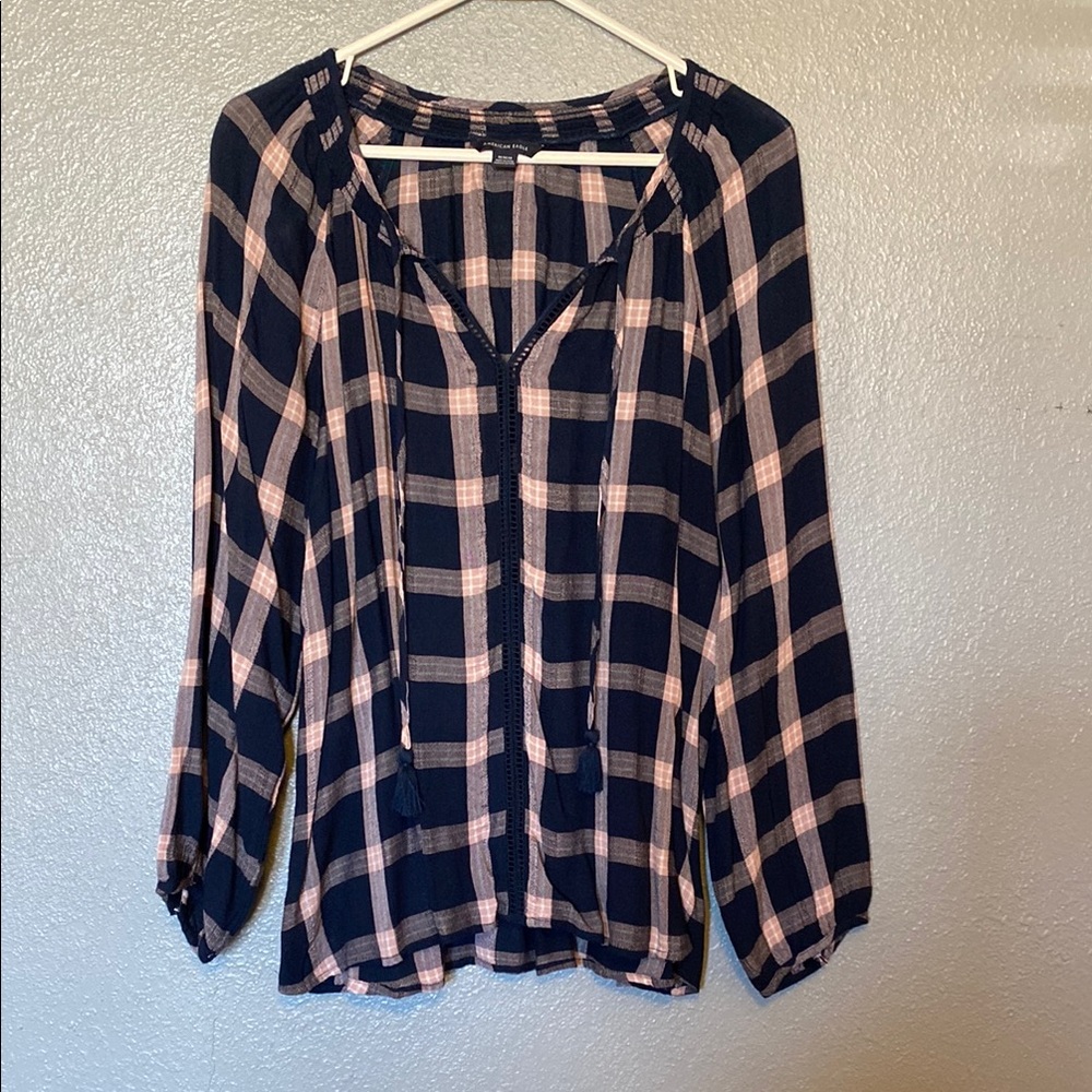 Black and Pink V-Neck Long Sleeve Relaxed Blouse